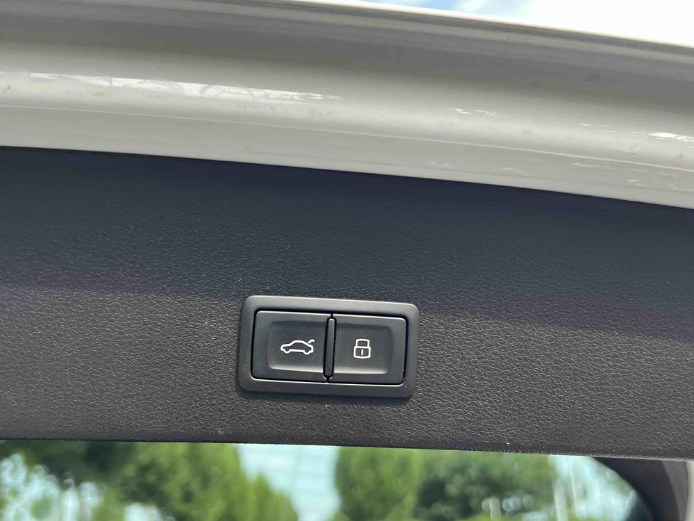 Audi Audi Q2L