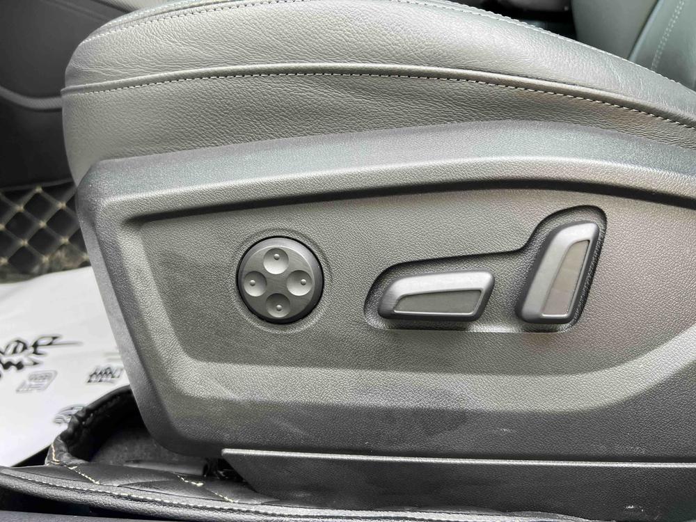 Audi Audi Q2L