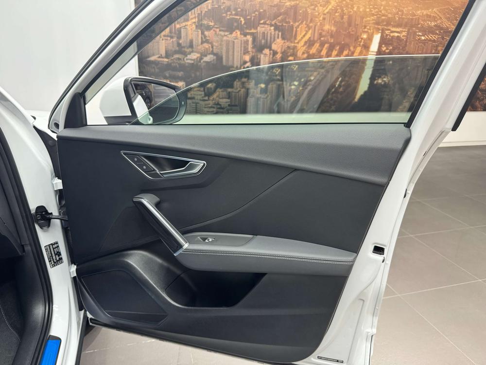 Audi Audi Q2L