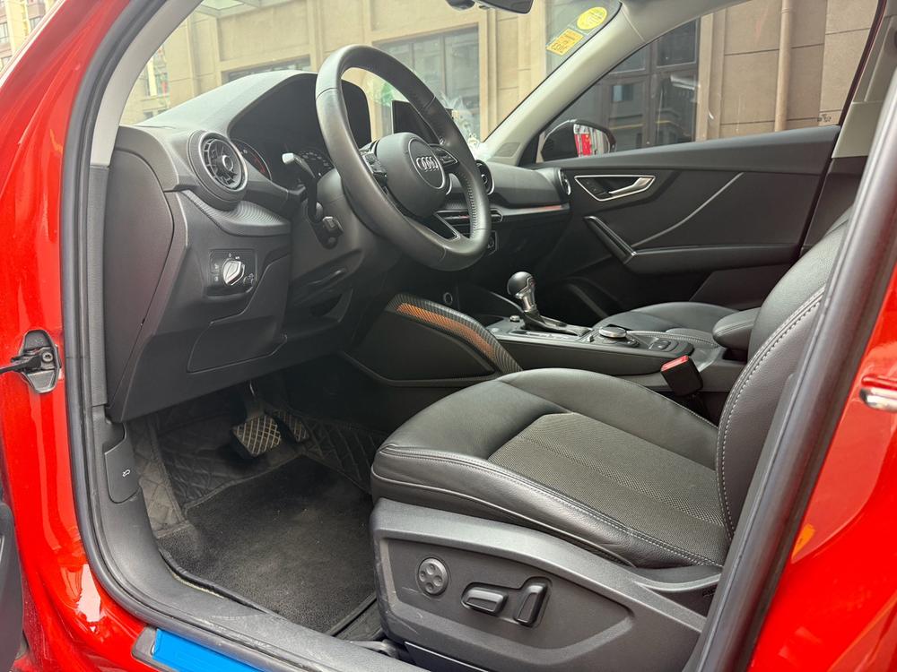 Audi Audi Q2L