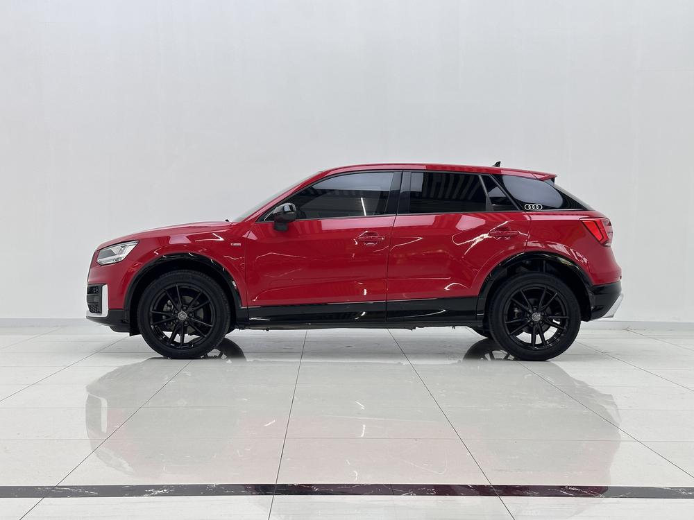 Audi Audi Q2L