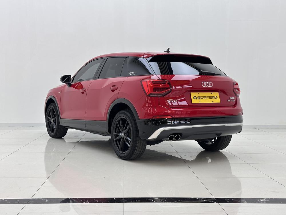 Audi Audi Q2L
