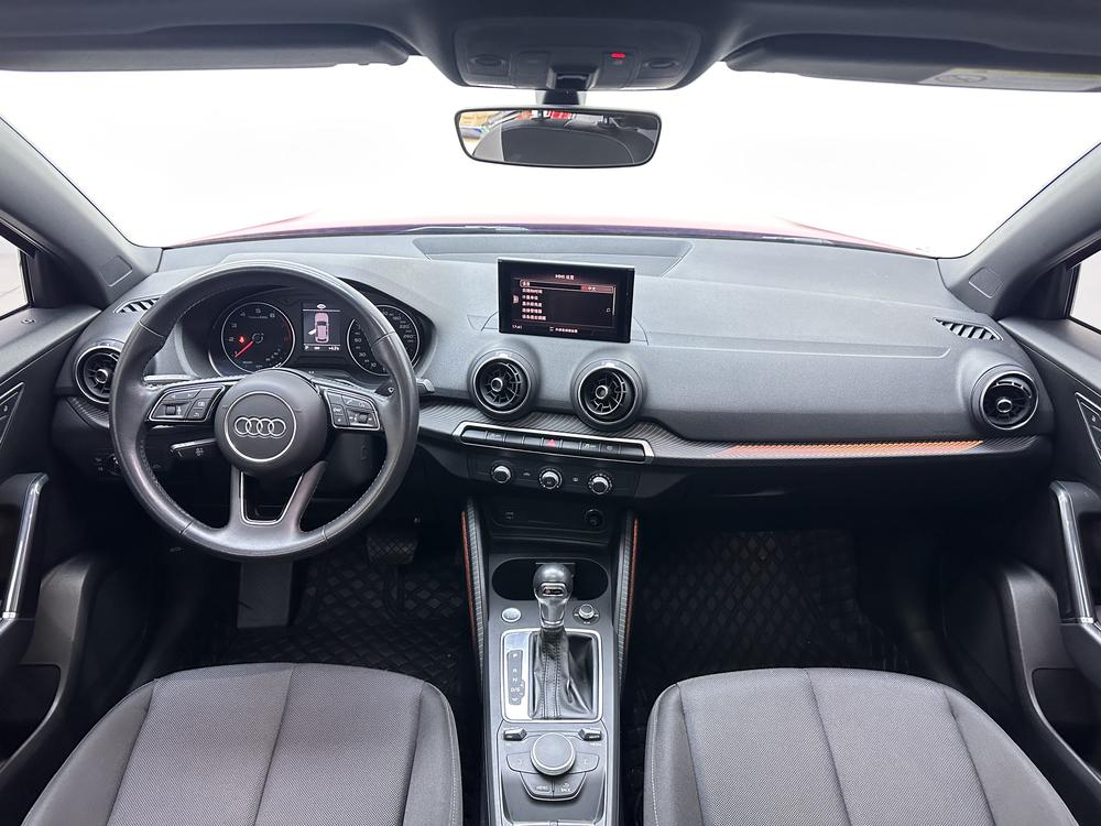 Audi Audi Q2L