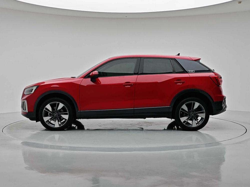 Audi Audi Q2L