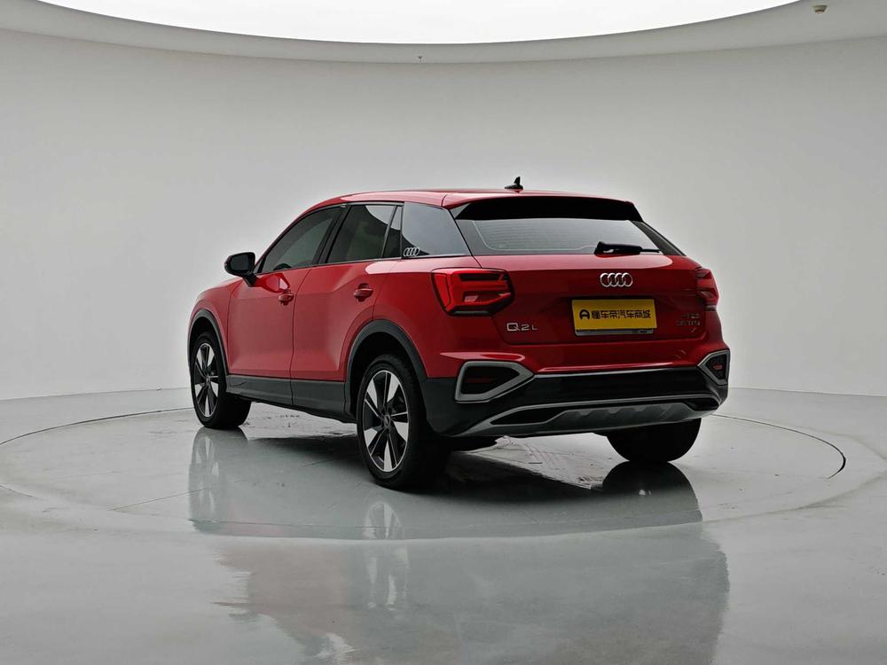 Audi Audi Q2L