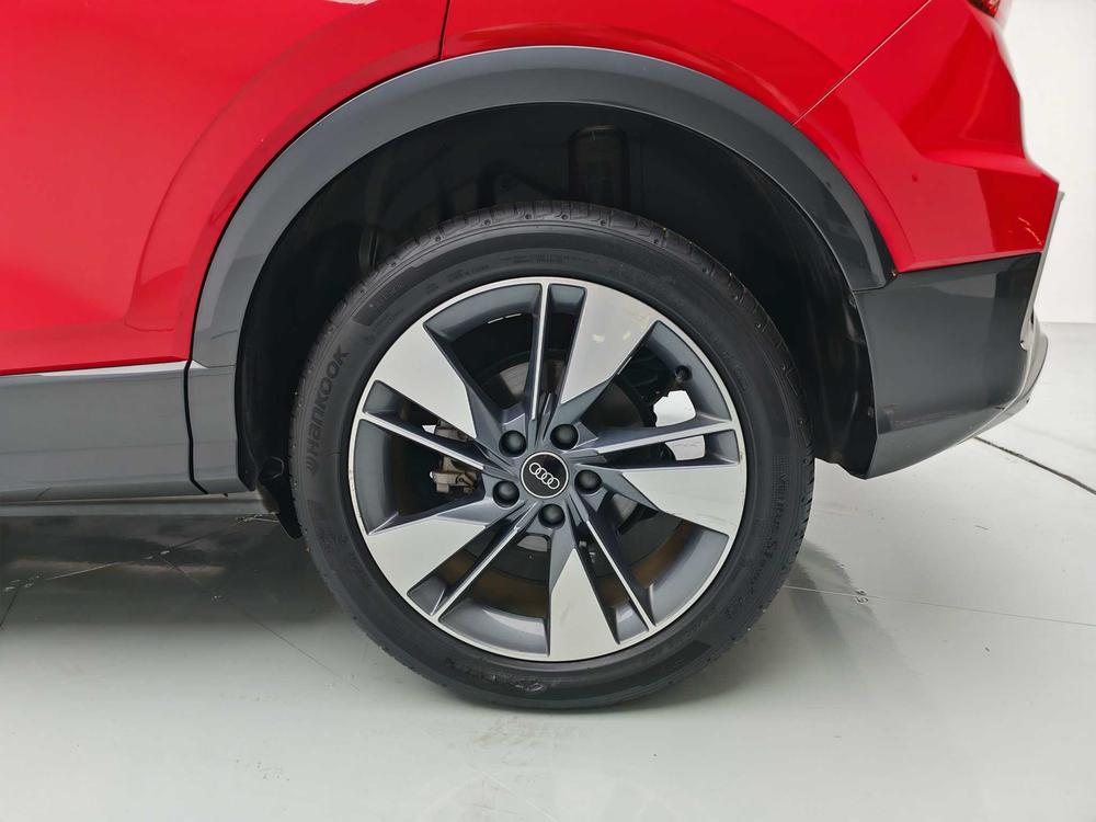 Audi Audi Q2L