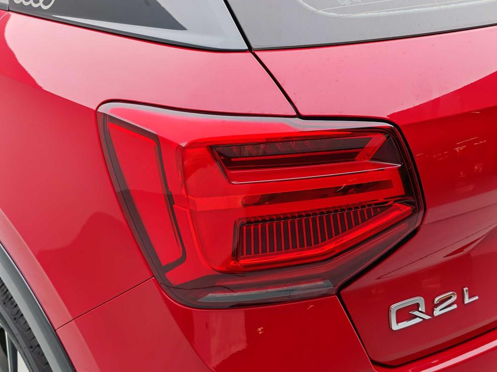 Audi Audi Q2L