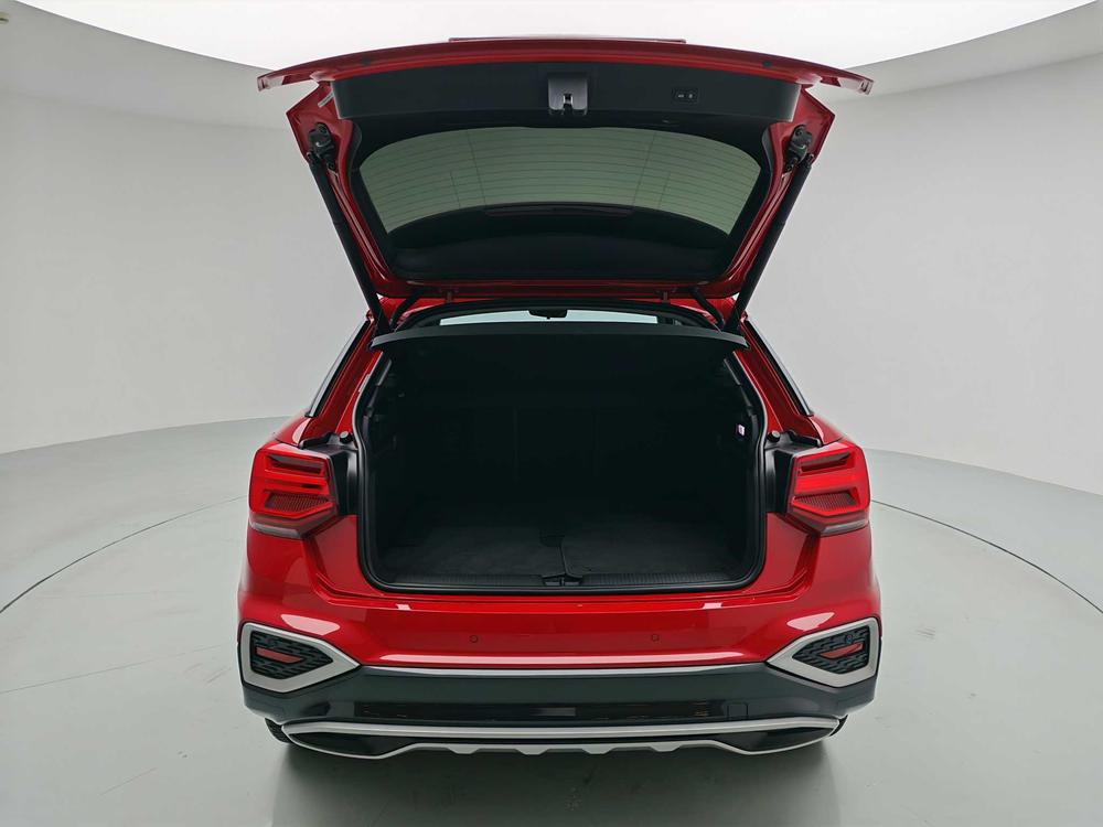 Audi Audi Q2L