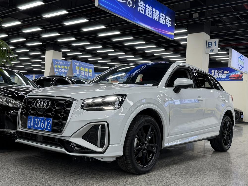 Audi Audi Q2L