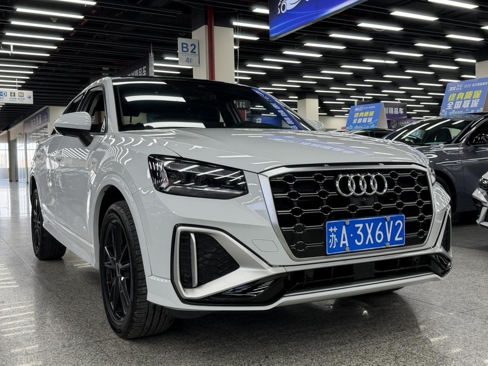Audi Audi Q2L