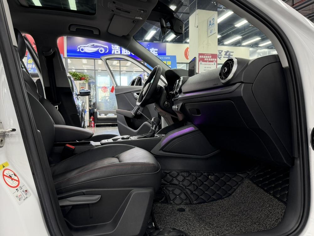 Audi Audi Q2L