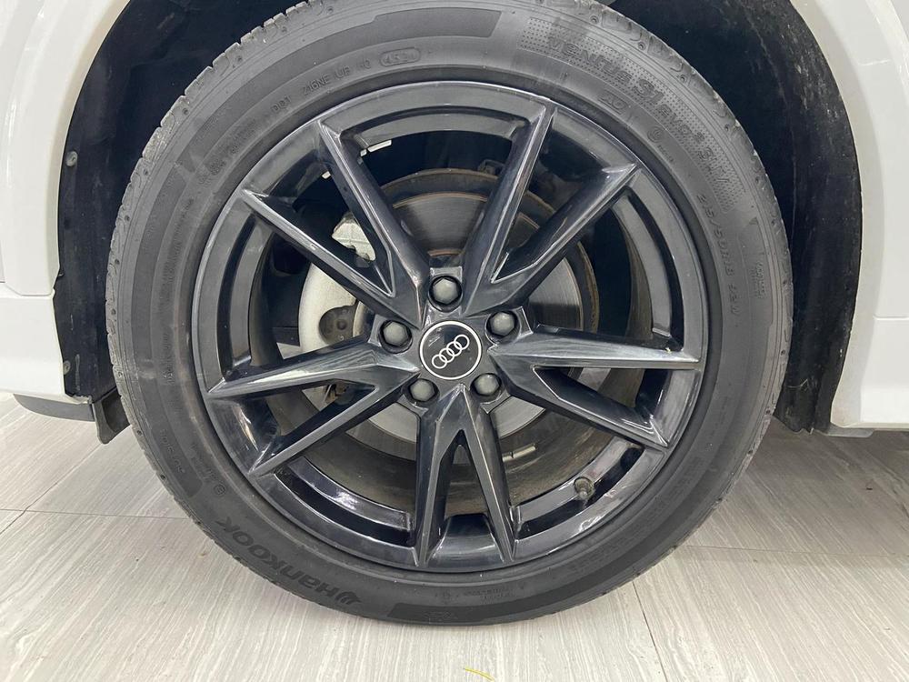 Audi Audi Q2L