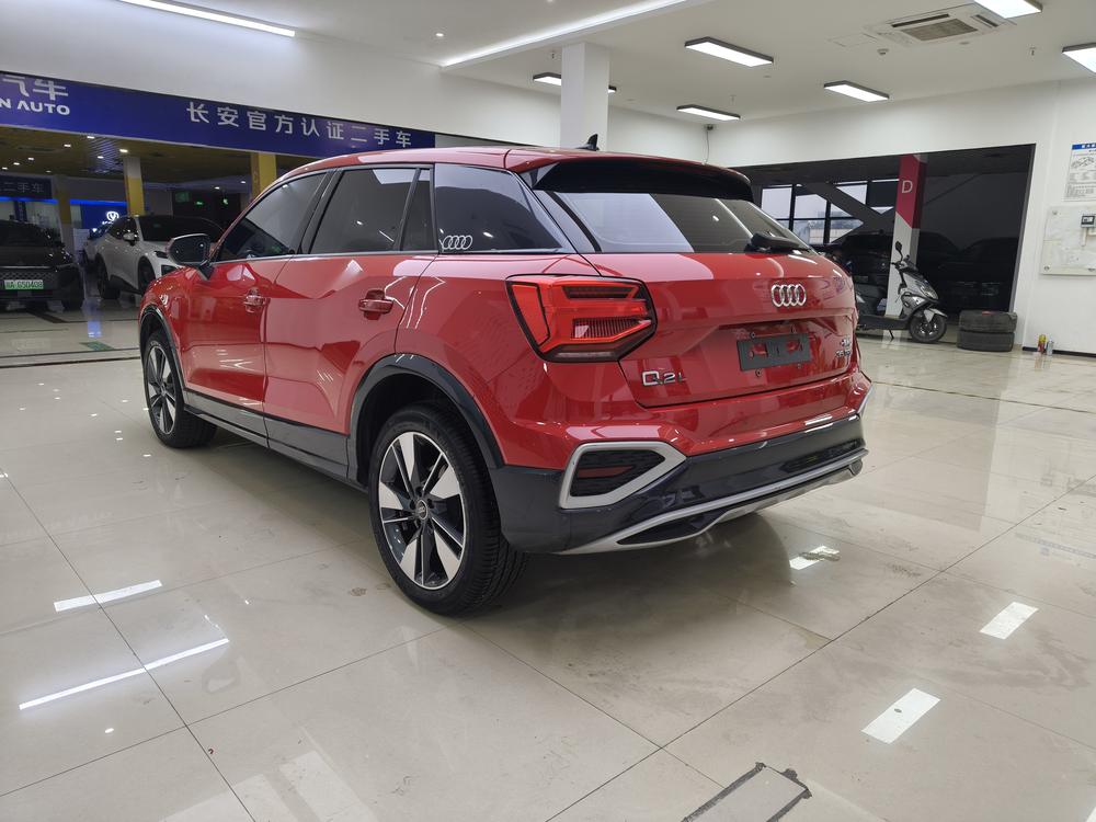 Audi Audi Q2L