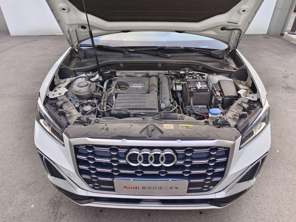 Audi Audi Q2L