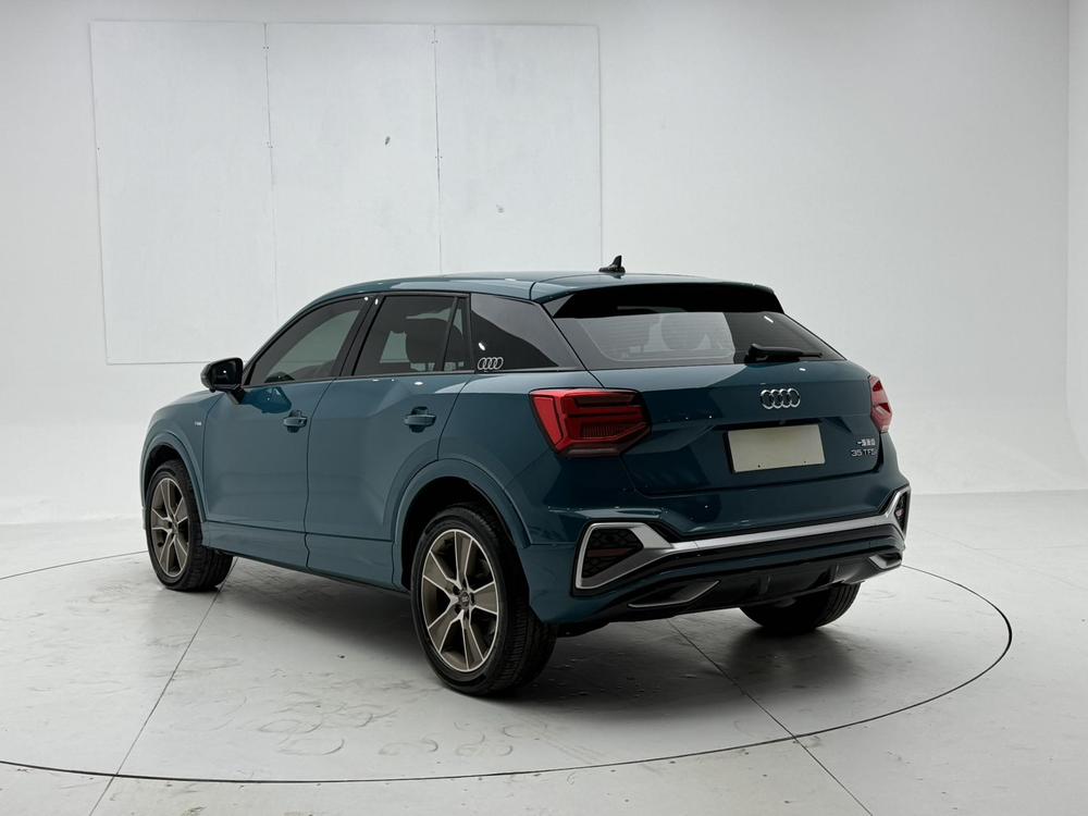 Audi Audi Q2L
