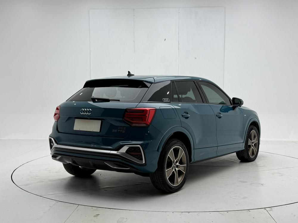Audi Audi Q2L