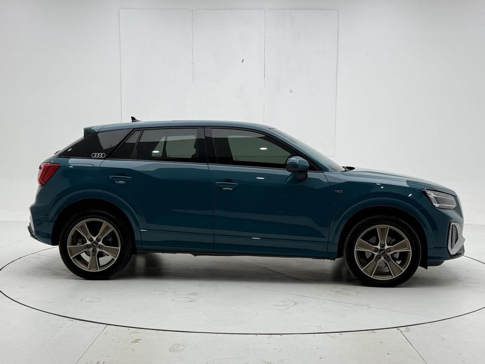Audi Audi Q2L