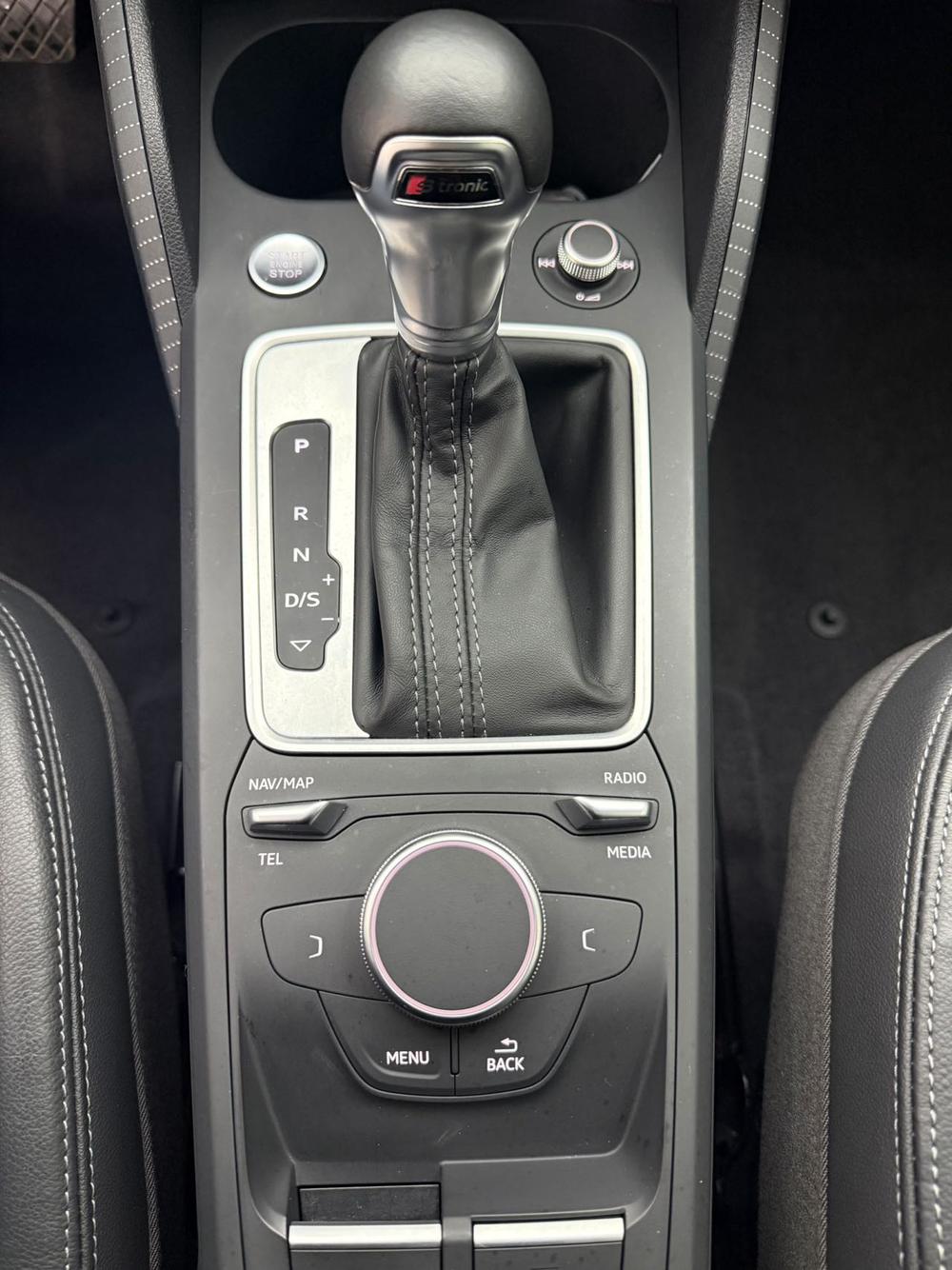 Audi Audi Q2L