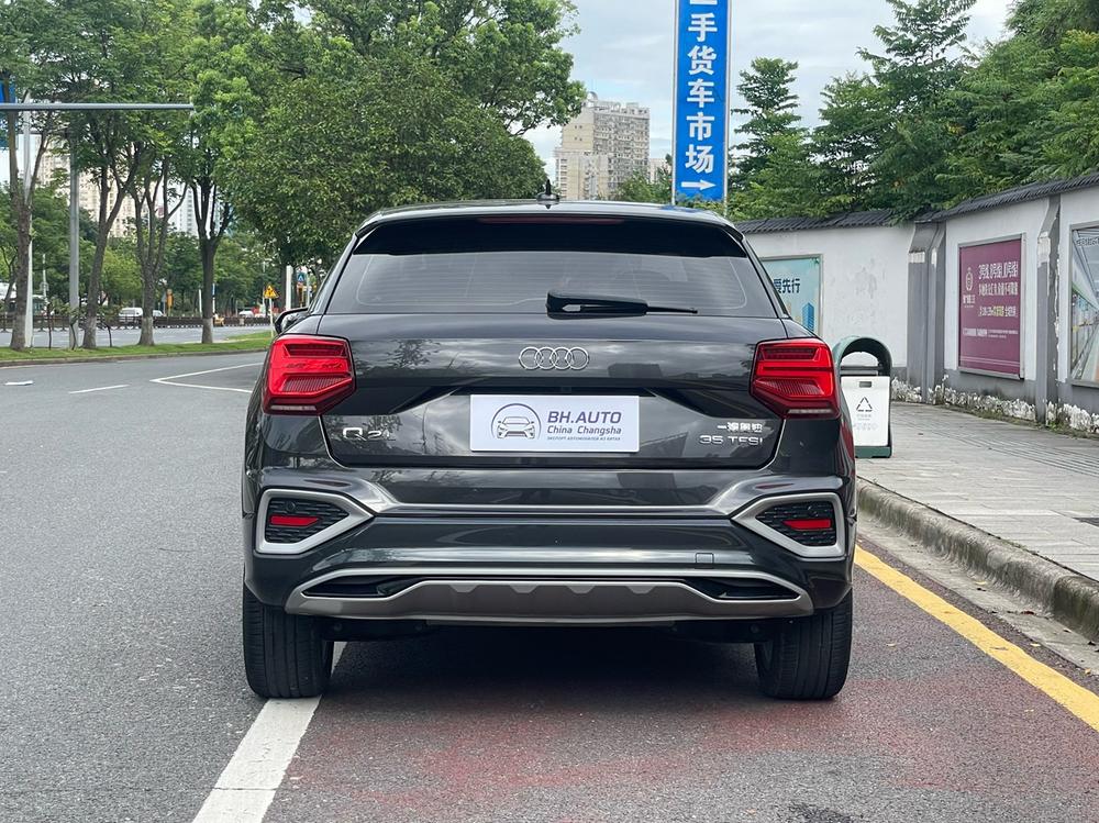 Audi Audi Q2L
