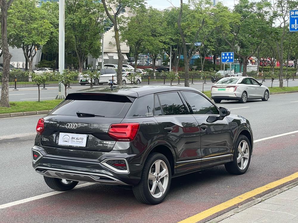 Audi Audi Q2L