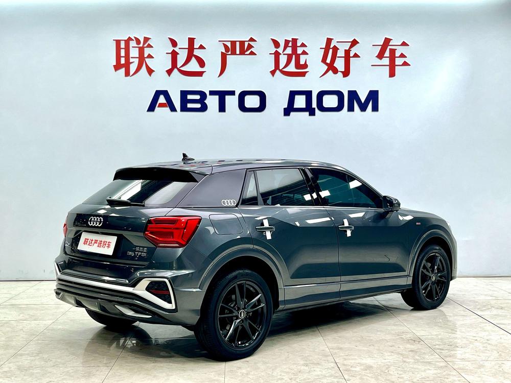 Audi Audi Q2L