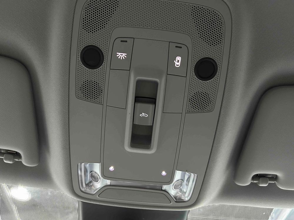 Audi Audi Q2L