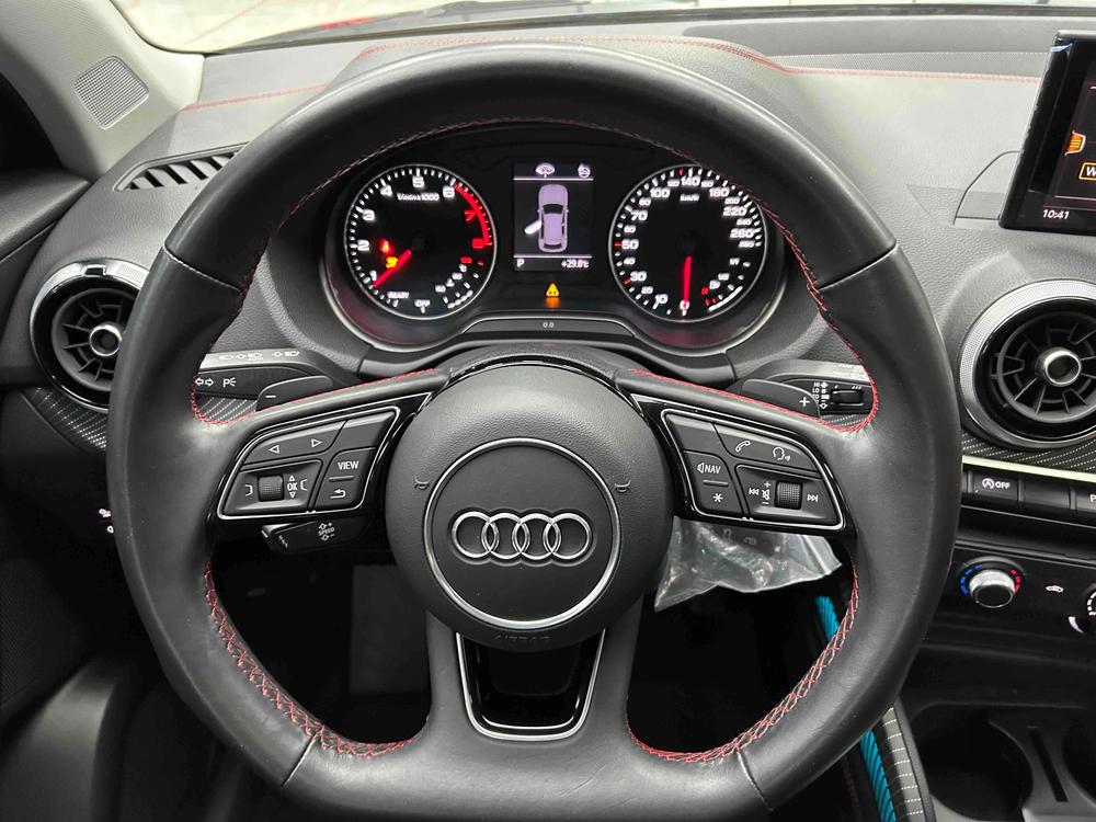 Audi Audi Q2L