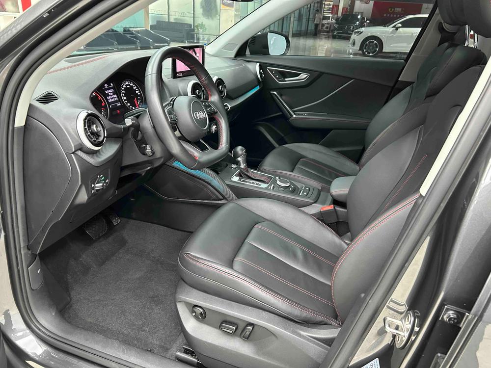 Audi Audi Q2L