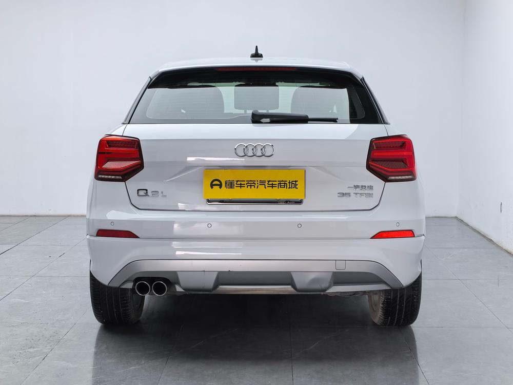Audi Audi Q2L