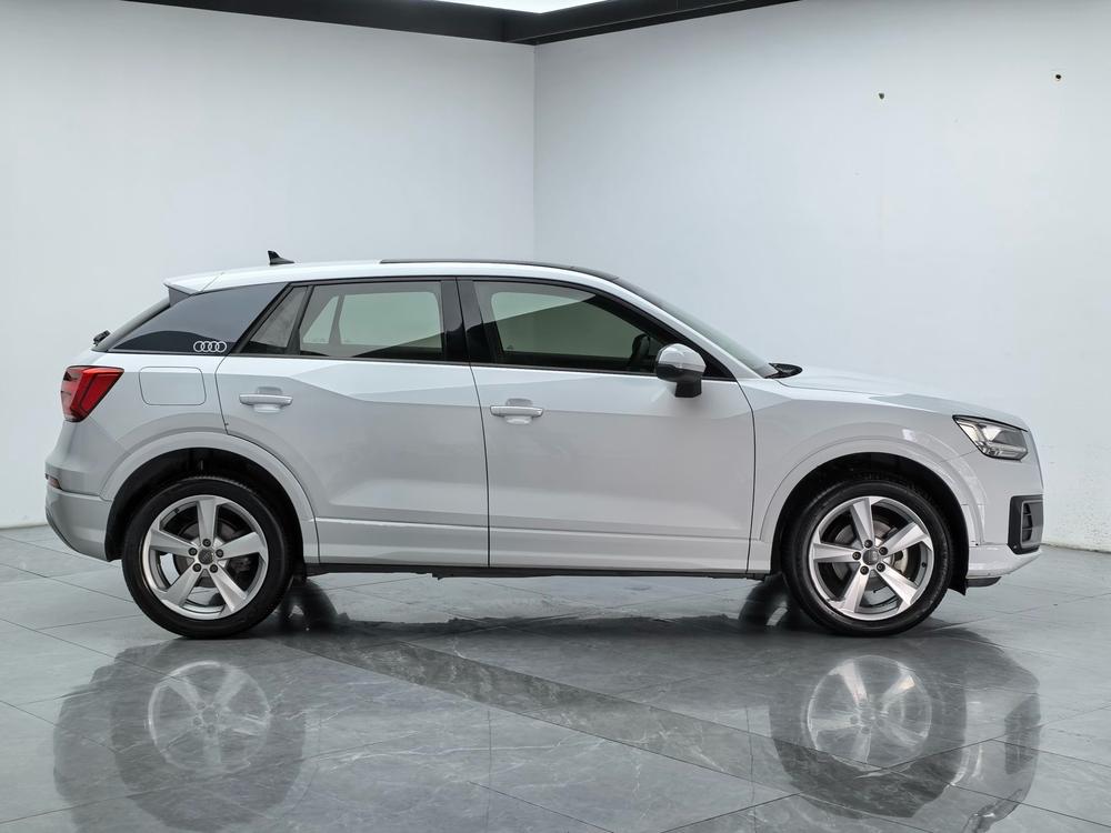 Audi Audi Q2L