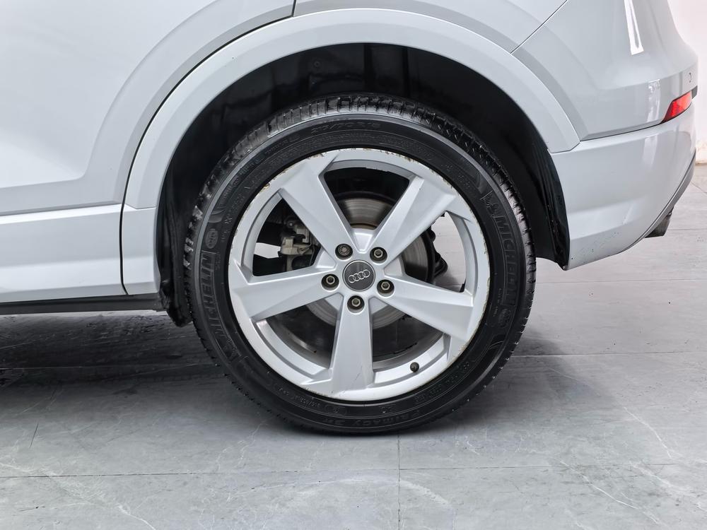 Audi Audi Q2L