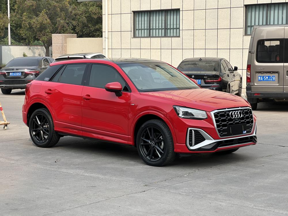 Audi Audi Q2L