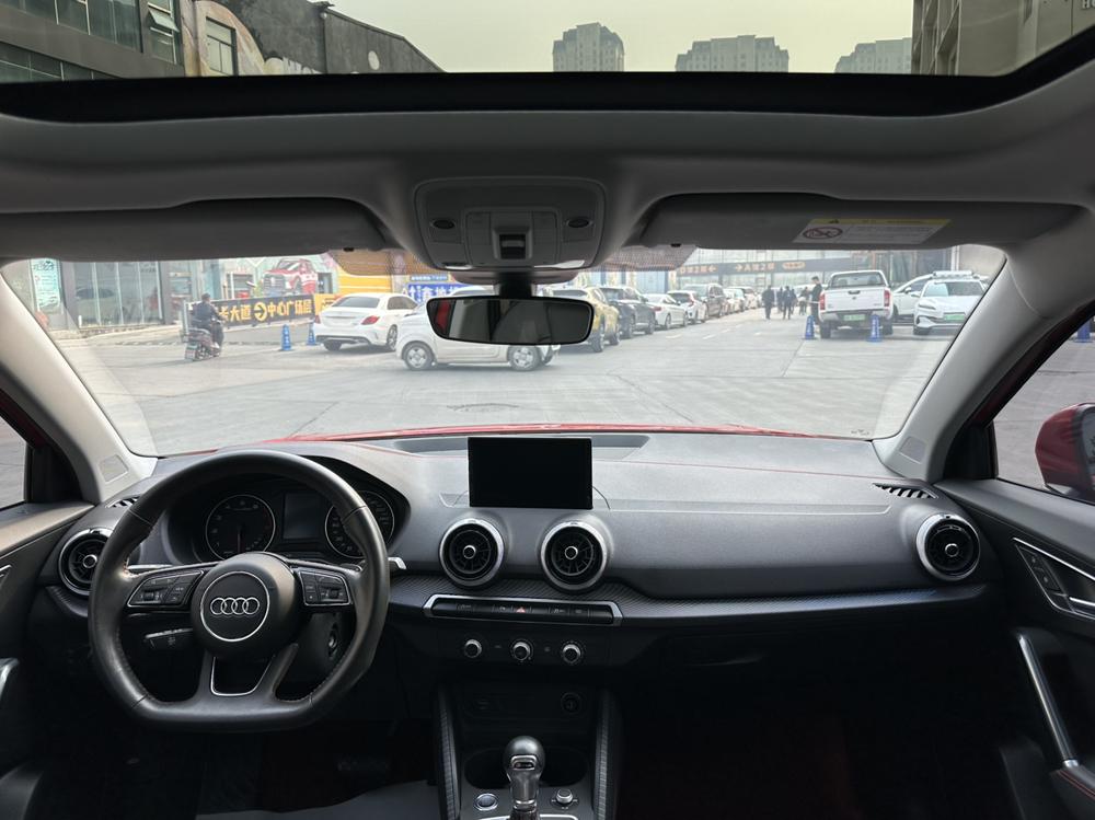 Audi Audi Q2L