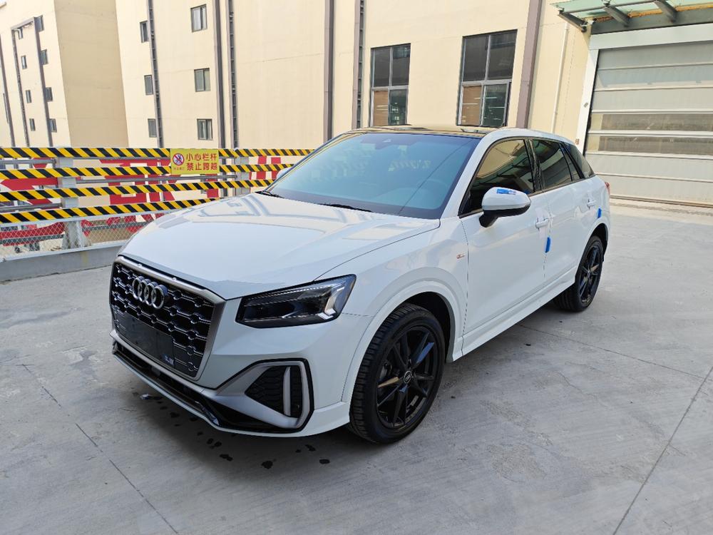 Audi Audi Q2L