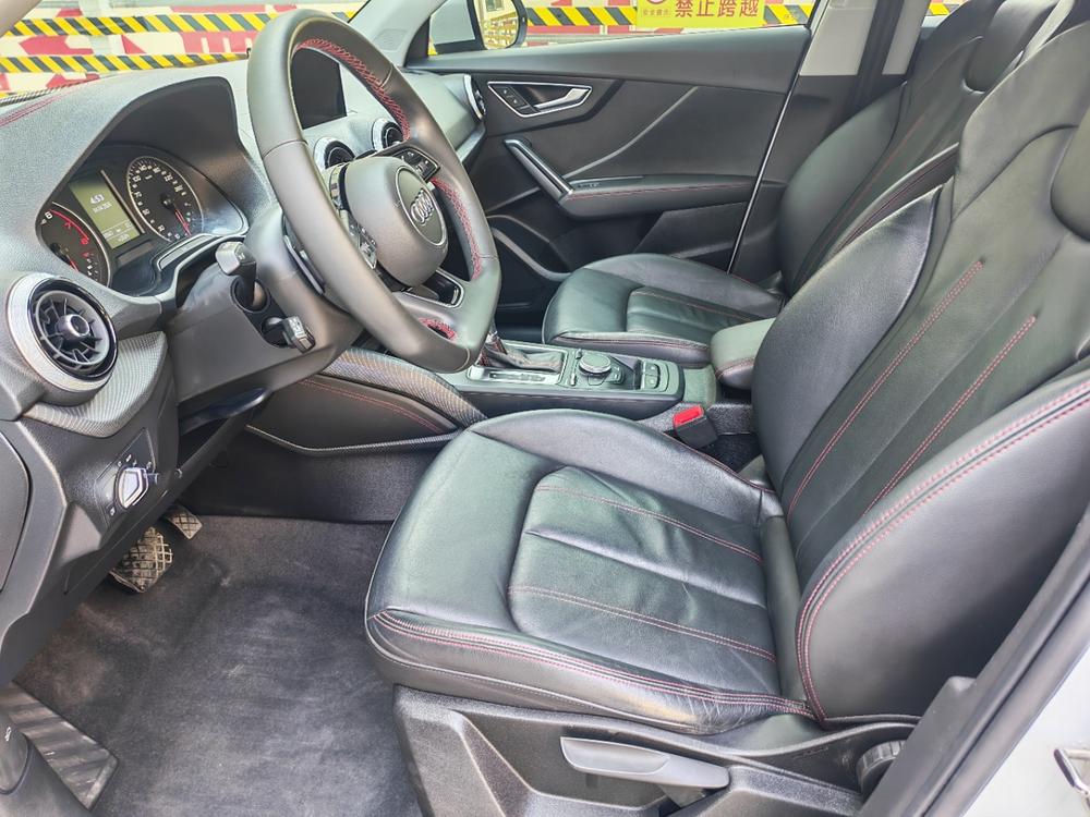 Audi Audi Q2L