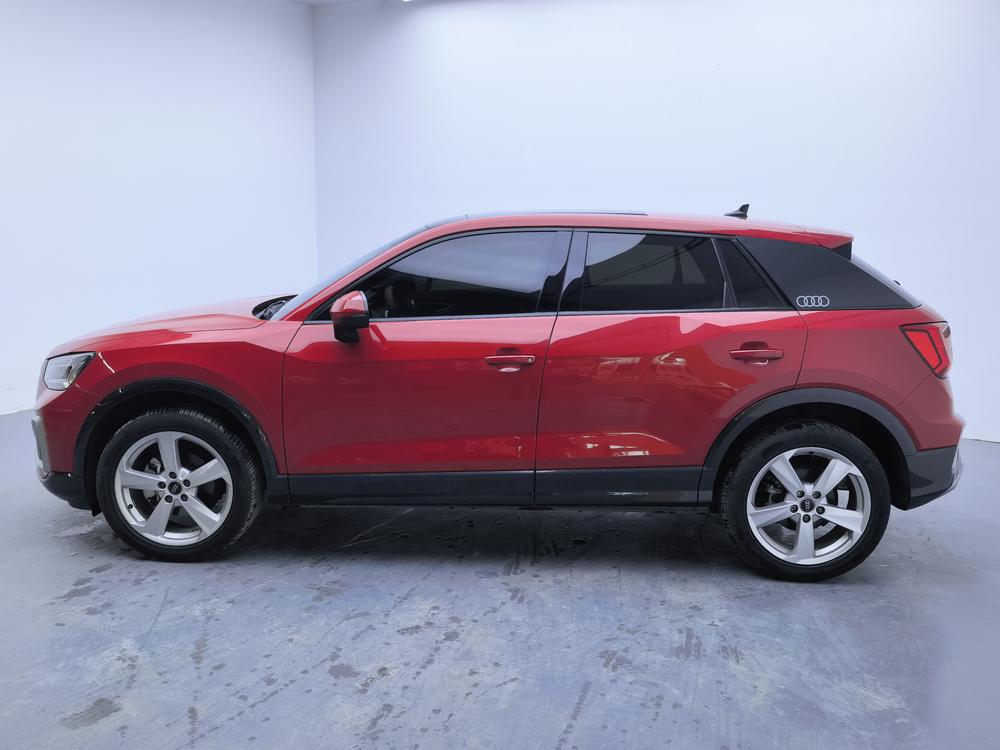 Audi Audi Q2L