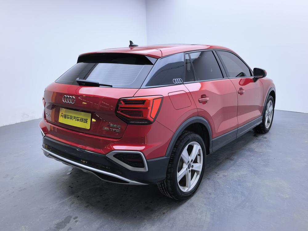 Audi Audi Q2L