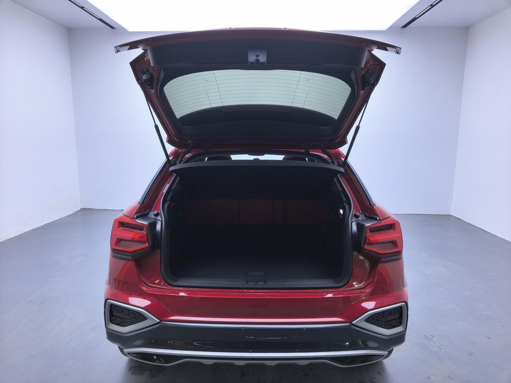 Audi Audi Q2L