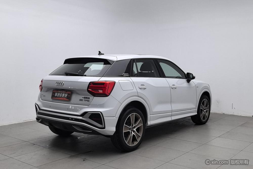 Audi Audi Q2L