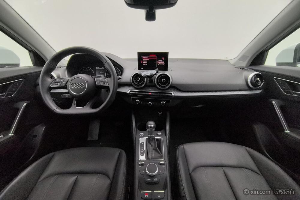 Audi Audi Q2L