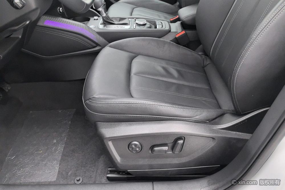 Audi Audi Q2L