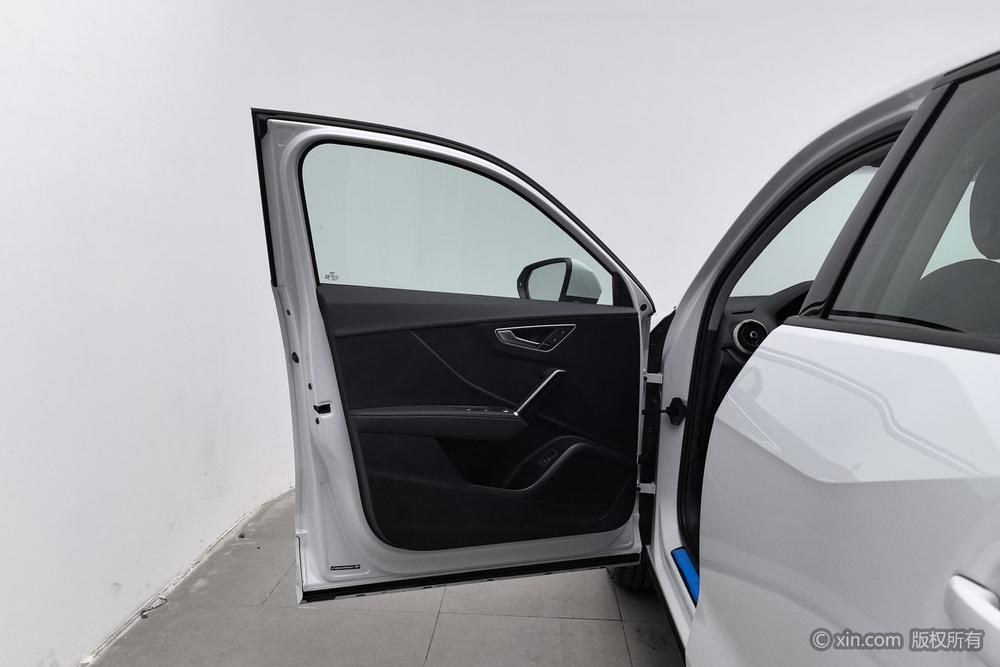 Audi Audi Q2L