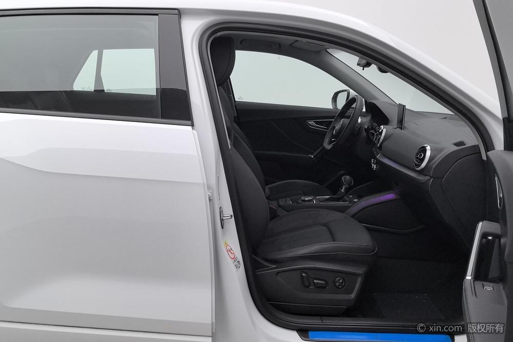 Audi Audi Q2L
