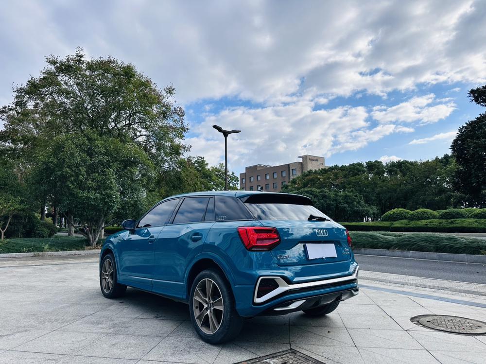 Audi Audi Q2L