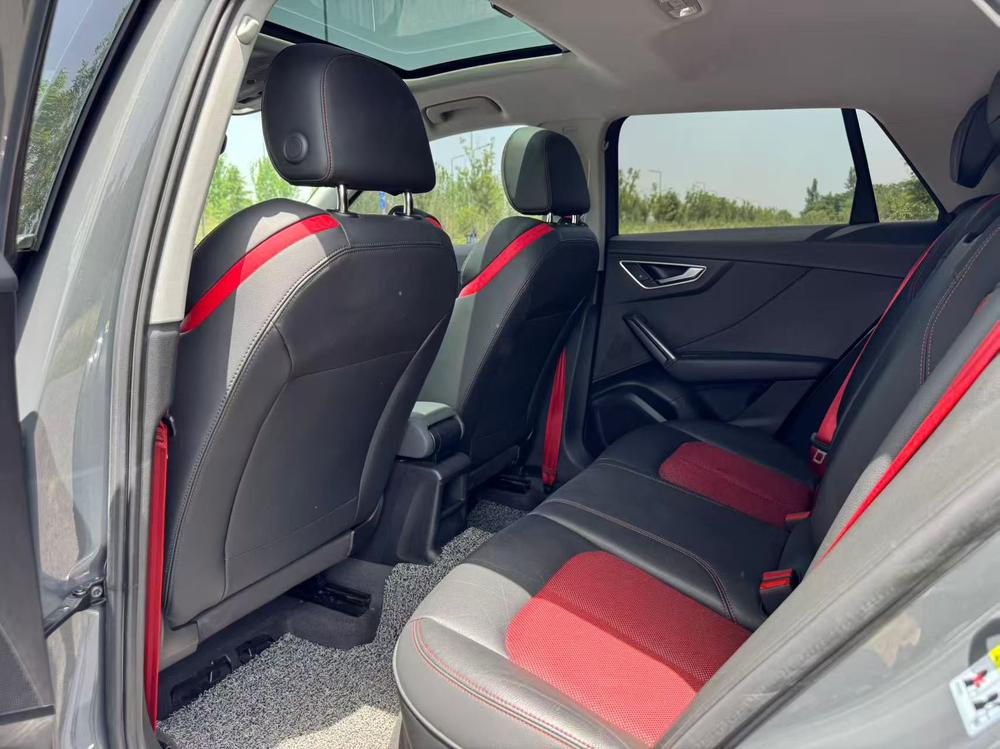 Audi Audi Q2L