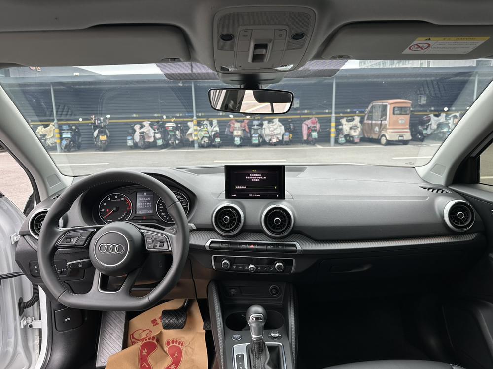 Audi Audi Q2L