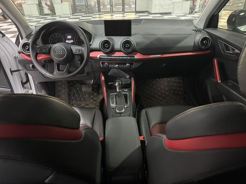 Audi Audi Q2L