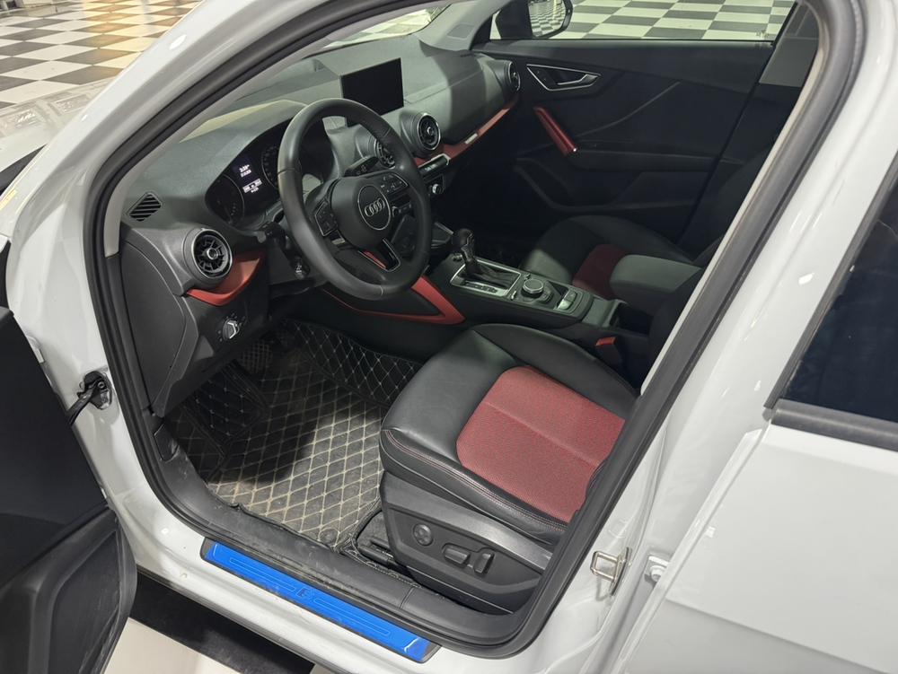 Audi Audi Q2L
