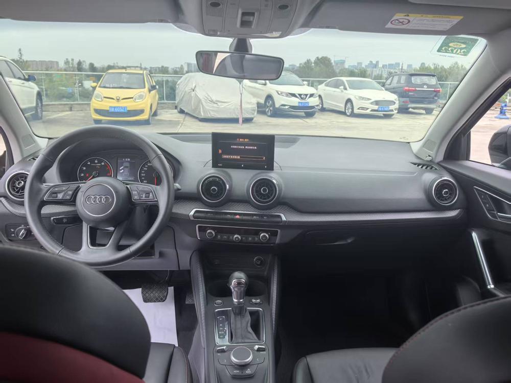 Audi Audi Q2L