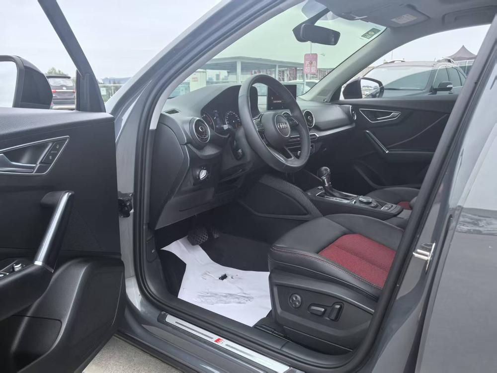 Audi Audi Q2L